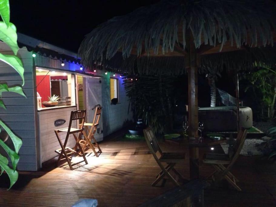 Charmant Bungalow Un P'Tit Coin De Paradis แซงต์-ฟรองซัวส์ ภายนอก รูปภาพ