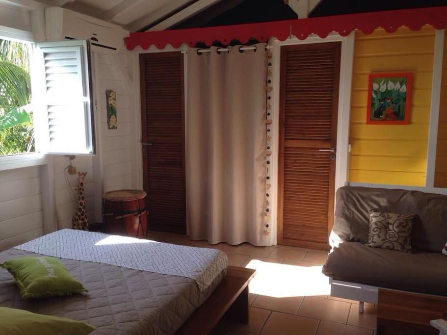 Charmant Bungalow Un P'Tit Coin De Paradis แซงต์-ฟรองซัวส์ ภายนอก รูปภาพ